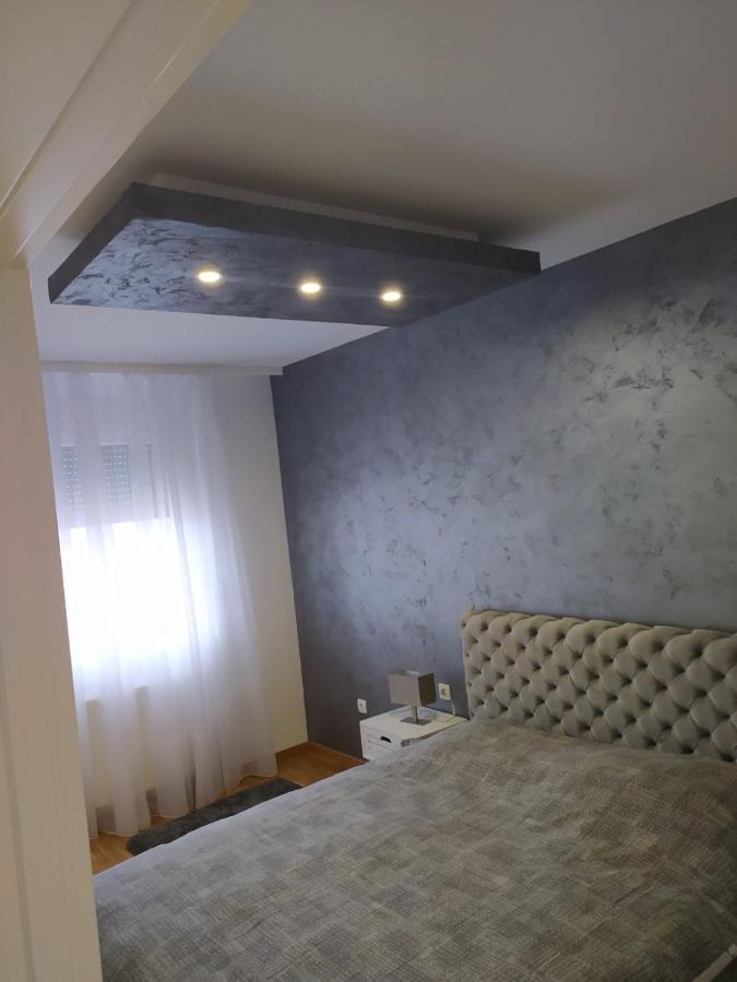Apartman Milla Lux Новий Сад Екстер'єр фото